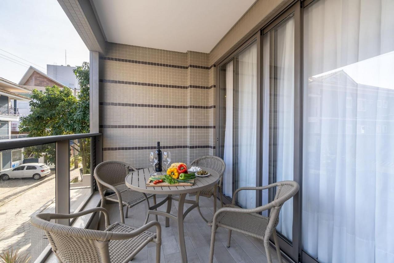 Porto Madero - Apartamento Alto Padrao Em Condo Com Piscina Bombinhas Exterior foto